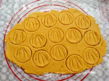 Make Pumpkin cookies step 13