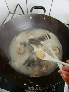 Make White fish head soup step 13