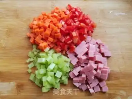 Make Pineapple egg fried rice step 5