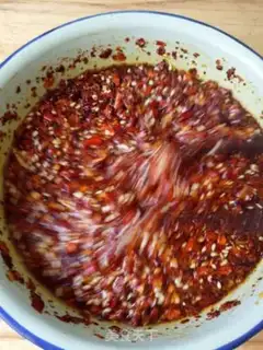 Make Spicy oil step 8