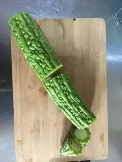 Make Honey bananas for bitter melons step 2