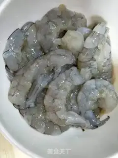Make White Jade Pocahontas makes shrimp step 1