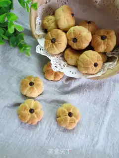 Make Pumpkin cookies step 17