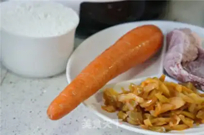 Make Beef and carrot noodles step 0