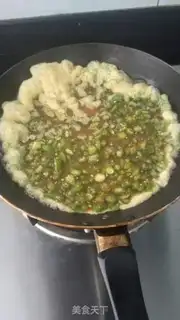 Make Pyramid eggs step 4