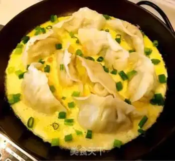 Make Fried eggs and dumplings step 5
