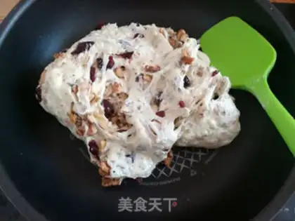 Make walnut cranberry raspberry step 9