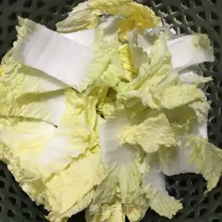 Make Mushrooms and sauerkraut step 1