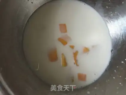 Make Mango milkshake step 3
