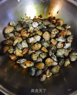 Make Spicy clams step 6
