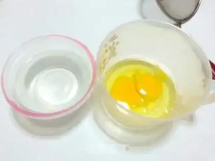 Make Eggs step 0