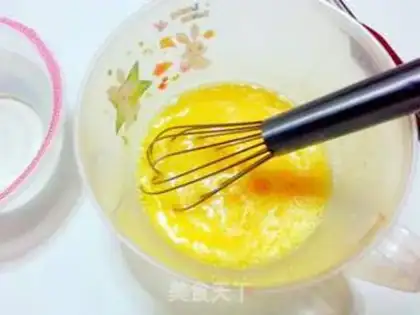 Make Eggs step 1