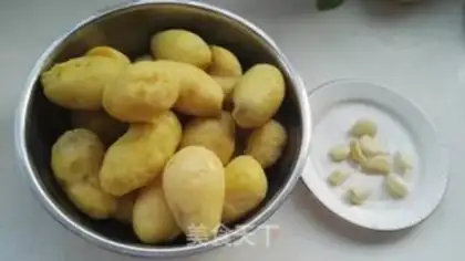 Make A hot little potato step 1