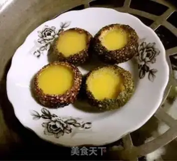 Make Sea urchins to the balls step 3