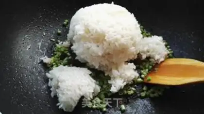 Make Egg fried rice step 8