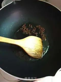 Make Spicy beer duck step 2