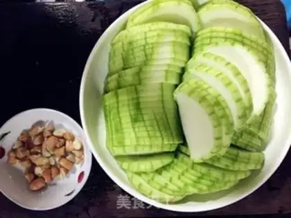 Make Peanut rice and silk step 1