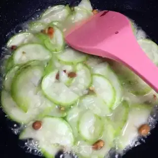 Make Peanut rice and silk step 4
