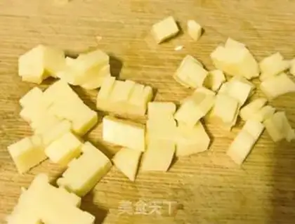Make Breakfast heart toast step 5