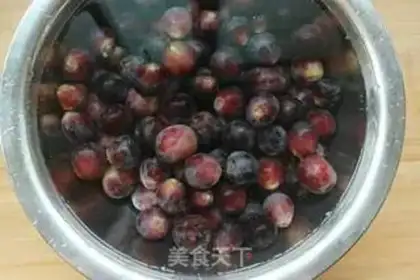 Make Homemade grape juice step 1