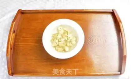 Make Fresh lily egg soy step 1