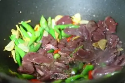 Make Chili fried pork heart step 5