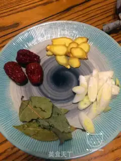 Make Old hen soup step 1