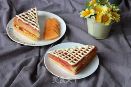 Make Tomato egg sandwich step 15