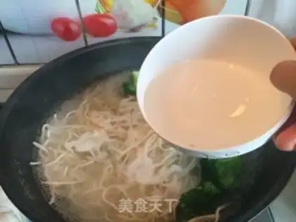 Make Beef noodles step 8