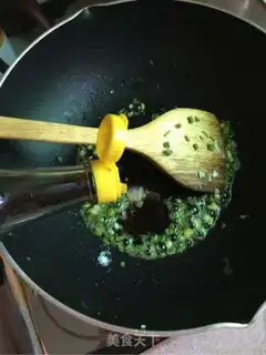 Make Shrimp egg noodles step 4