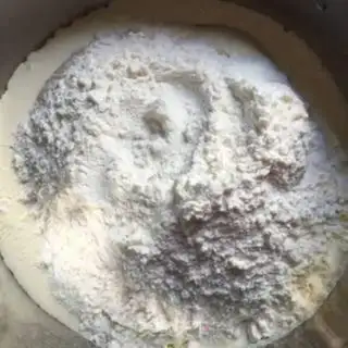 Make Hokkaido cream toast step 2