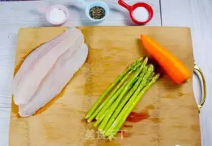 Make Dragonfish roll step 0
