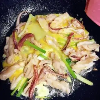 Make Gold dry squid step 8