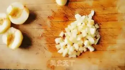 Make Fresh peach lemon fruit tea step 4
