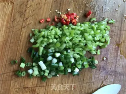 Make Pepper sauce with cucumber step 2