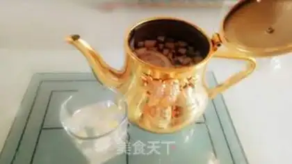 Make Fresh peach lemon fruit tea step 8