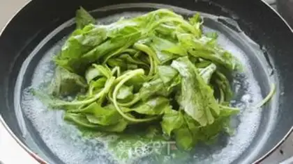 Make Super fast, cold noodles step 8