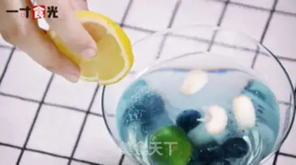 Make The blueberry punch step 3