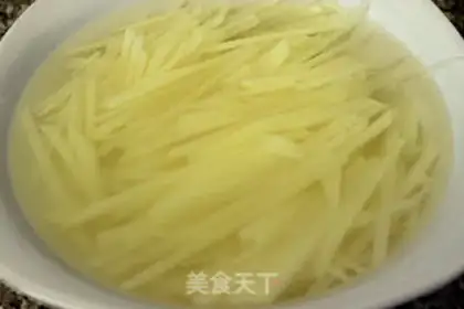 Make Cool potato chicken step 1