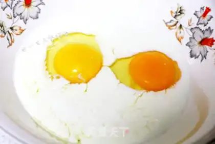 Make American fried eggs step 0