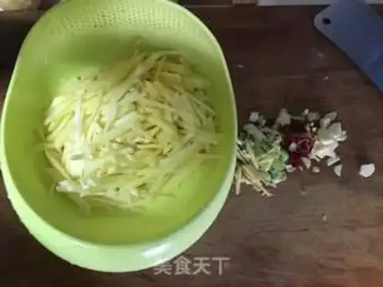Make Jealousy potatoes step 0