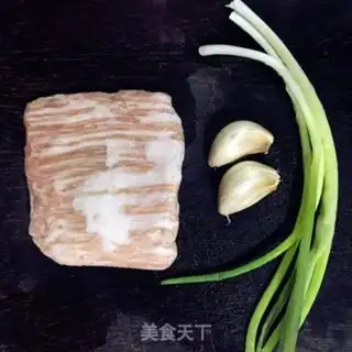 Make Garlic pork neck step 0
