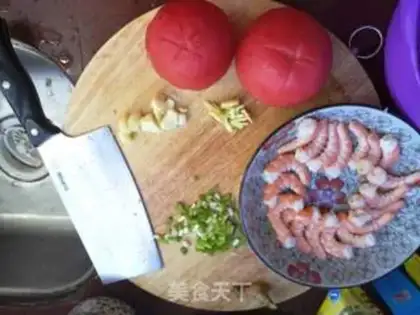 Make Tomato shrimp step 0