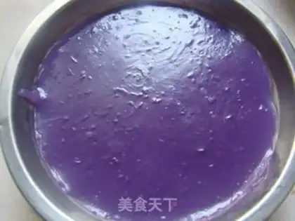 Make Three-coloured powders and fish leaks step 11