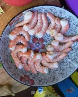 Make Tomato shrimp step 1