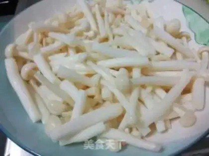 Make Seafood mushroom powdered ribs step 4