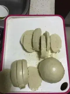 Make Dry old noodles step 1