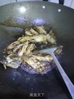 Make Red eel head step 3