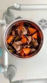 Make Carrot with bone soup step 7