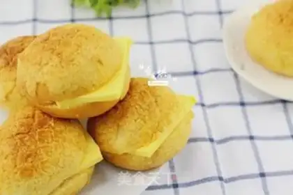 Make Ice-fire pineapple bun step 12